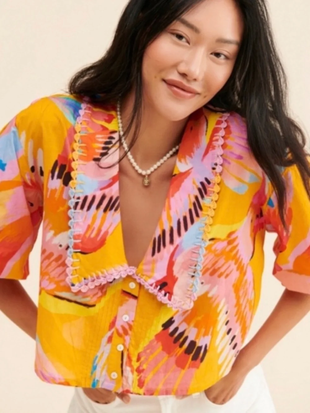 FARM Rio Neon Macaws Multicolor Button Front Scalloped Collar Cropped Top Blouse - Picture 16 of 16